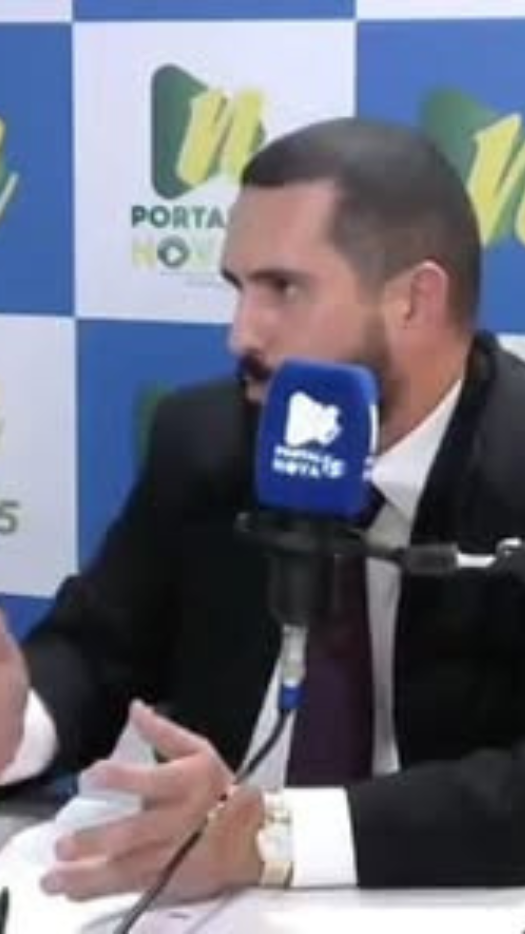Advogado Tiago-MPS em uma entrevista para a rádio Canal Nova 15